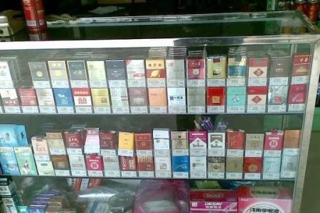 香烟将采用“条盒同价”？价格调整或在路上。（香烟的需求价格弹性是0.4 如果现在）