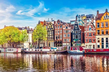 阿姆斯特丹：开放与包容的城市（阿姆斯特丹是个值得留恋的城市）
