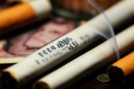 中华烟的价格是多少元(中华烟价格调查：这支中国顶级烟品值多少钱？)