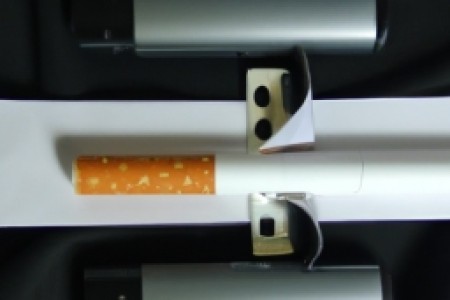 纸烟和电子烟谁的危害大(纸烟 VS 电子烟：电子烟的危害究竟大不大？)