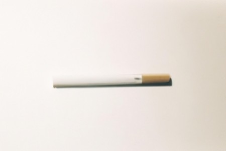 吸烟的危害100条简短(吸烟的严重危害，100个理由警醒你)