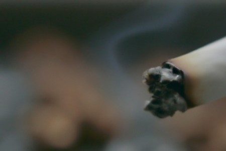戒烟怎么避免上火症状(如何缓解戒烟引发的上火症状)