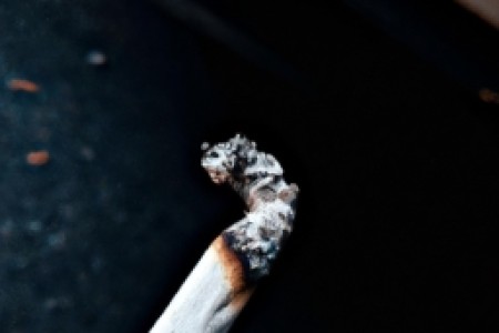 吸烟头像(吸烟头像下的香烟世界)