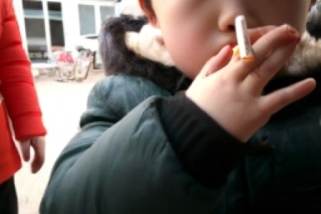 被迫吸烟对孩子的危害(被迫吸烟对孩子的危害)