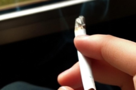 定期吸烟有什么危害(定期吸烟到底有多危害人体健康？)