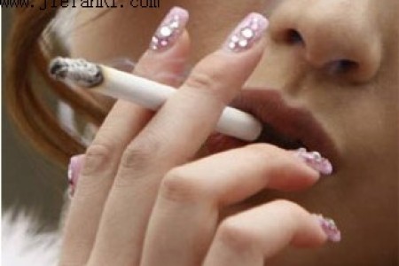 日本女性的吸烟情结