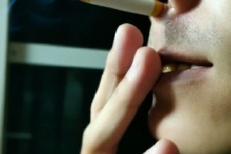 吸烟的危害提醒人们(吸烟危害)