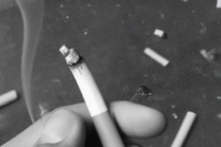 宿舍吸烟危害的案例分析(宿舍吸烟：无声的杀手)