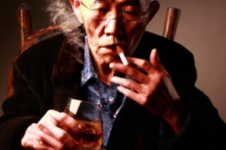 老年人如何正确戒烟喝酒(老年人如何正确戒烟喝酒)