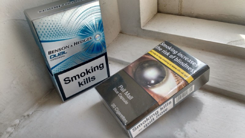 通过预防降低吸烟率，用减少烟草危害产品替代吸烟
